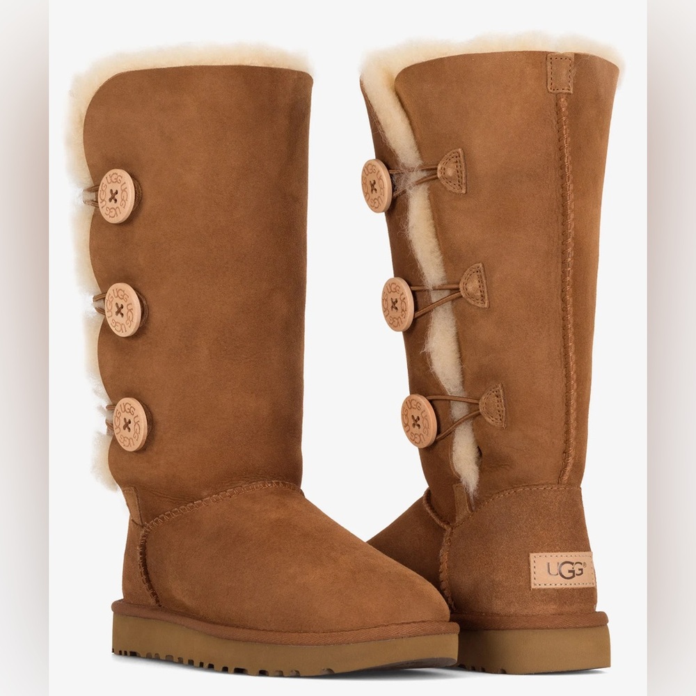 Ugg - Bailey Button Chestnut - image 1